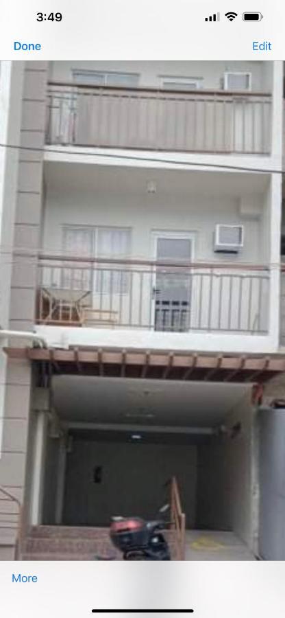 One Kassel Residencia Manila Exterior photo